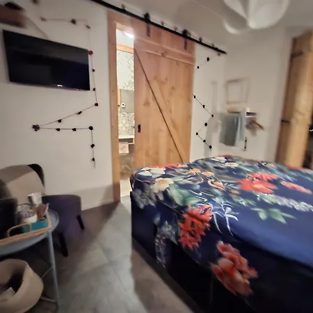 B&B Biej' oons tuus-2
